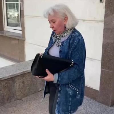 Мать битцевского маньяка обматерила журналиста за вопрос о сыне
