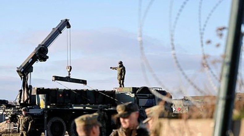 Премьер Польши анонсировал план депортации мигрантов, нарушающих законы ЕС Image 802